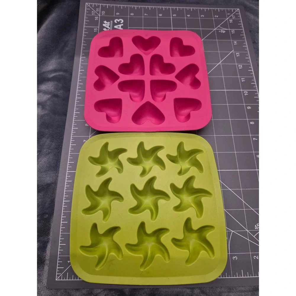 IKEA PLASTIS Silicone Ice Cube Tray Set Pink Heart & Lime Green Star 2 Pack